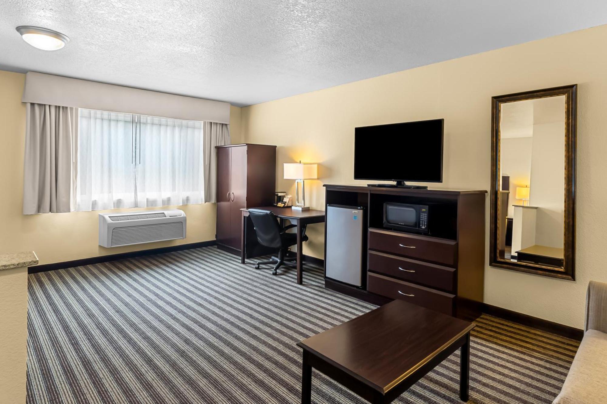 Quality Inn & Suites Vancouver - Hazel Dell Exterior foto