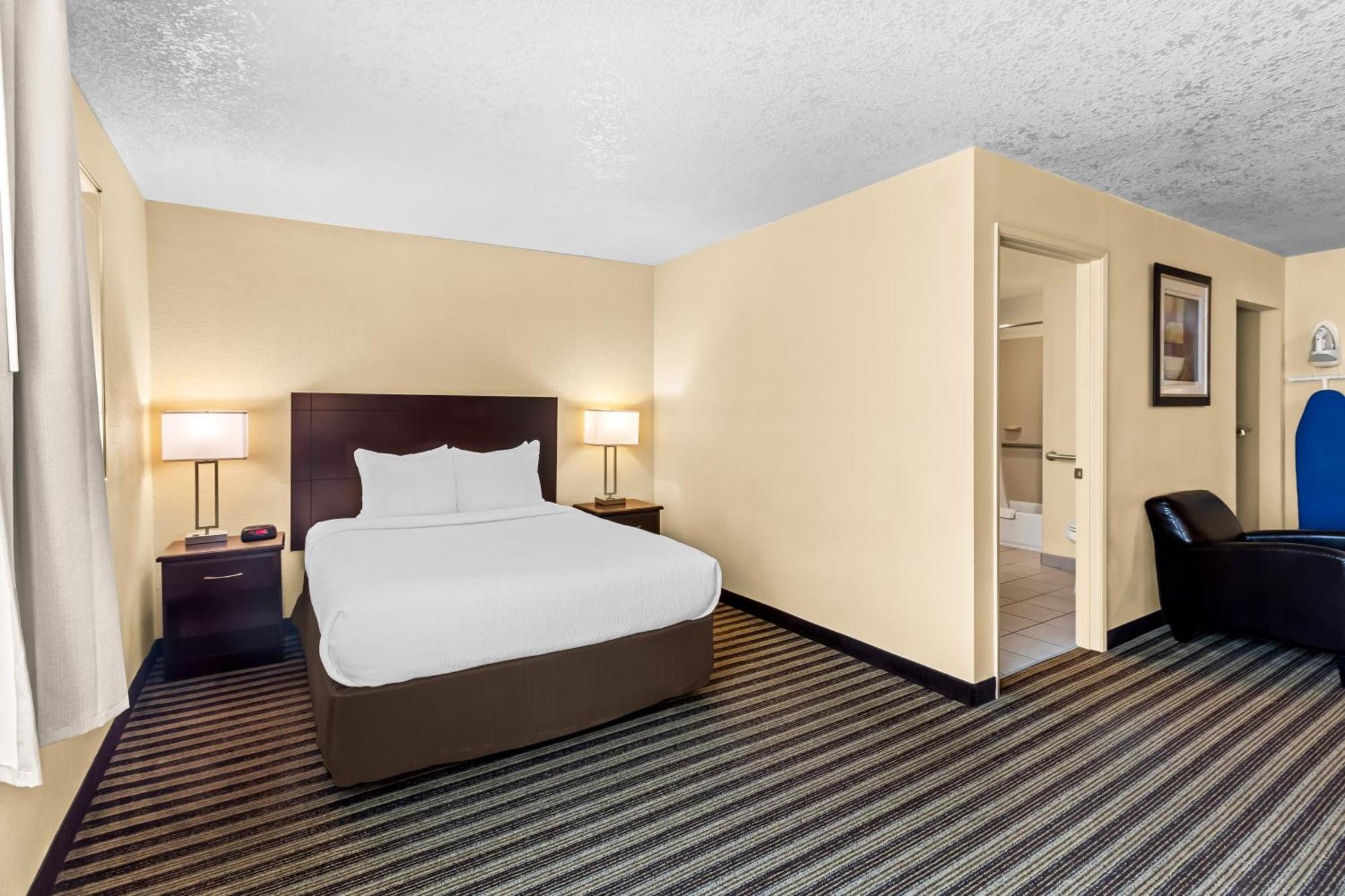 Quality Inn & Suites Vancouver - Hazel Dell Exterior foto